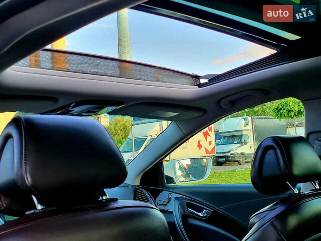 Белый Хендай Азера, объемом двигателя 3 л и пробегом 167 тыс. км за 9900 $, фото 25 на Automoto.ua