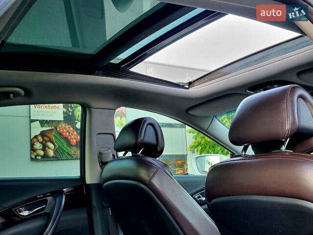 Белый Хендай Азера, объемом двигателя 3 л и пробегом 167 тыс. км за 9900 $, фото 27 на Automoto.ua