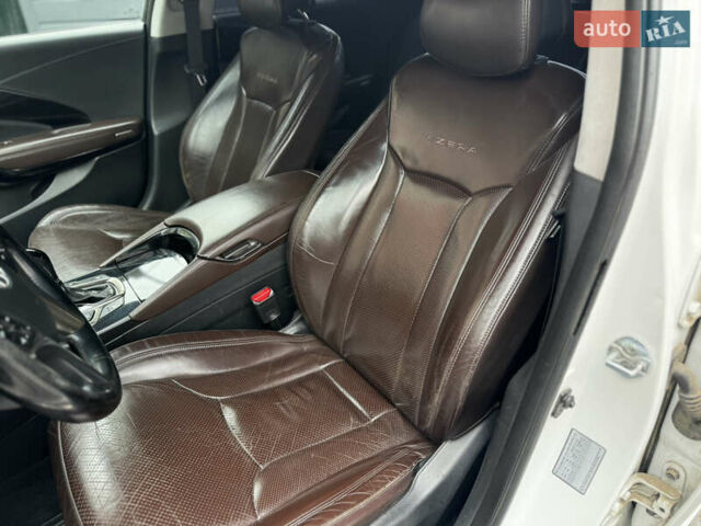 Білий Хендай Азера, об'ємом двигуна 3 л та пробігом 189 тис. км за 8200 $, фото 24 на Automoto.ua