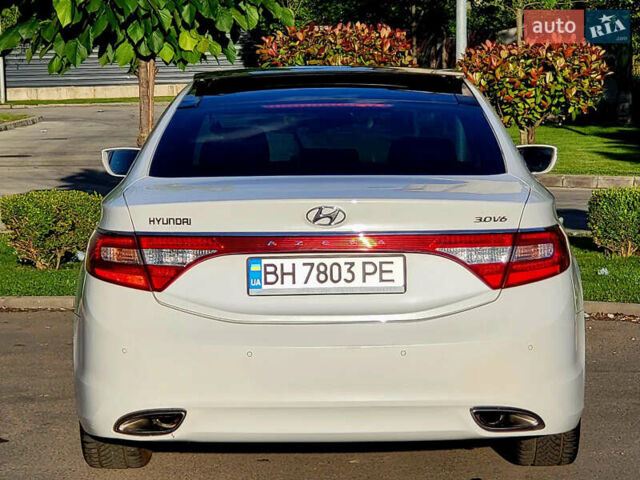 Белый Хендай Азера, объемом двигателя 3 л и пробегом 167 тыс. км за 9900 $, фото 10 на Automoto.ua