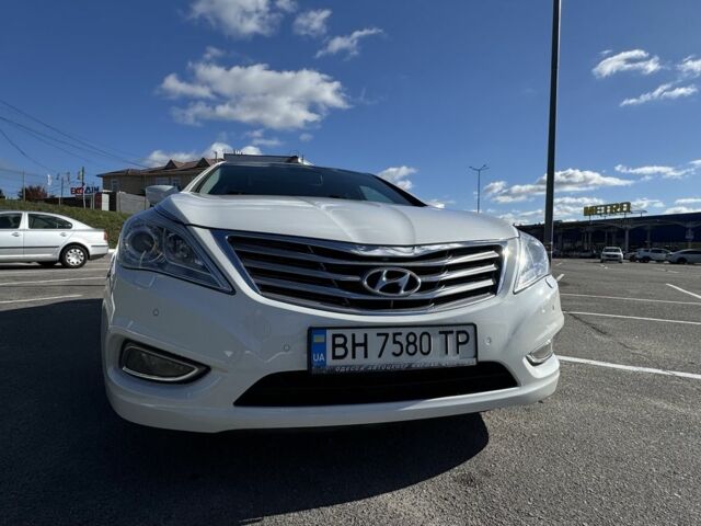 Білий Хендай Азера, об'ємом двигуна 3 л та пробігом 188 тис. км за 8500 $, фото 6 на Automoto.ua
