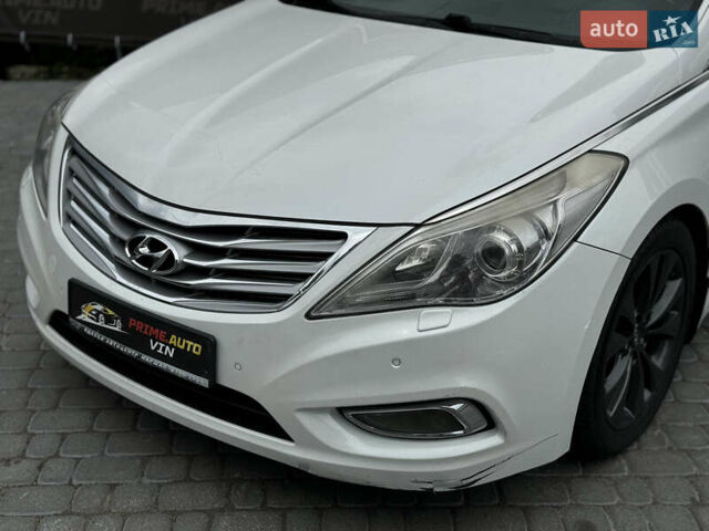 Білий Хендай Азера, об'ємом двигуна 3 л та пробігом 189 тис. км за 8200 $, фото 1 на Automoto.ua