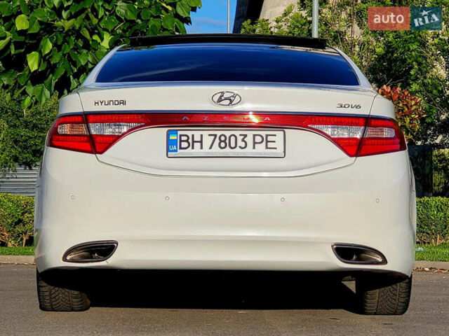 Белый Хендай Азера, объемом двигателя 3 л и пробегом 167 тыс. км за 9900 $, фото 11 на Automoto.ua