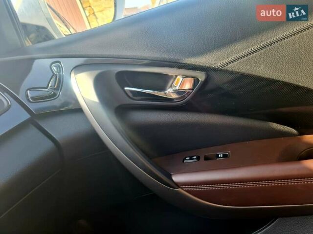 Белый Хендай Азера, объемом двигателя 3 л и пробегом 105 тыс. км за 11000 $, фото 18 на Automoto.ua