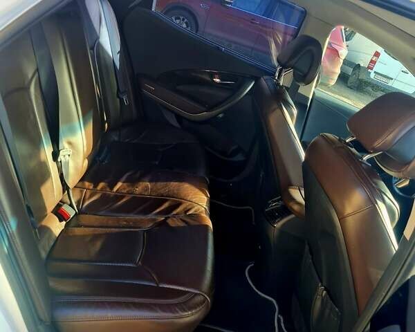 Белый Хендай Азера, объемом двигателя 3 л и пробегом 105 тыс. км за 11000 $, фото 16 на Automoto.ua