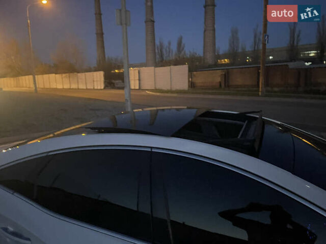 Белый Хендай Азера, объемом двигателя 3 л и пробегом 185 тыс. км за 12500 $, фото 34 на Automoto.ua