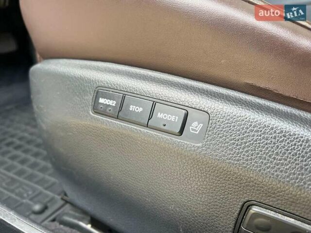 Белый Хендай Азера, объемом двигателя 3 л и пробегом 173 тыс. км за 13499 $, фото 19 на Automoto.ua