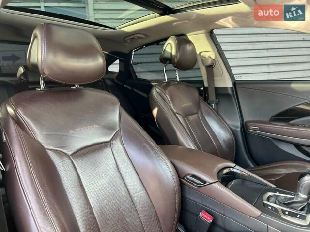 Белый Хендай Азера, объемом двигателя 3 л и пробегом 173 тыс. км за 13499 $, фото 17 на Automoto.ua