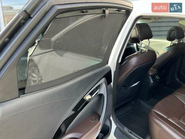 Белый Хендай Азера, объемом двигателя 3 л и пробегом 173 тыс. км за 13499 $, фото 24 на Automoto.ua