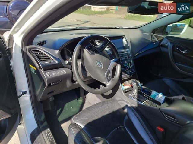 Белый Хендай Азера, объемом двигателя 3.3 л и пробегом 164 тыс. км за 11000 $, фото 12 на Automoto.ua