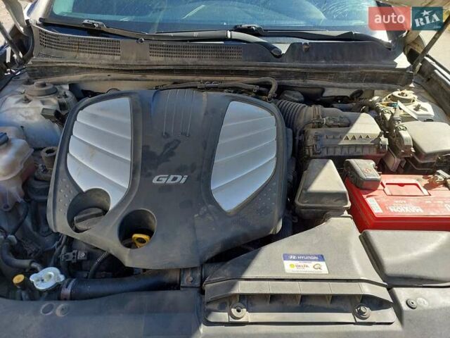 Белый Хендай Азера, объемом двигателя 3.3 л и пробегом 164 тыс. км за 11000 $, фото 15 на Automoto.ua