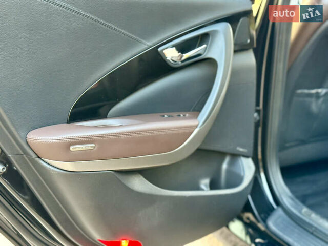 Черный Хендай Азера, объемом двигателя 3.3 л и пробегом 189 тыс. км за 9800 $, фото 16 на Automoto.ua