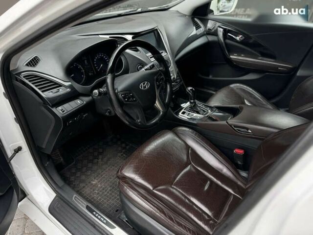 Хендай Азера, объемом двигателя 3 л и пробегом 189 тыс. км за 8200 $, фото 19 на Automoto.ua