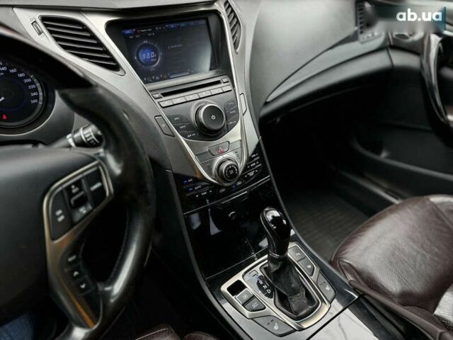 Хендай Азера, объемом двигателя 3 л и пробегом 189 тыс. км за 8200 $, фото 29 на Automoto.ua