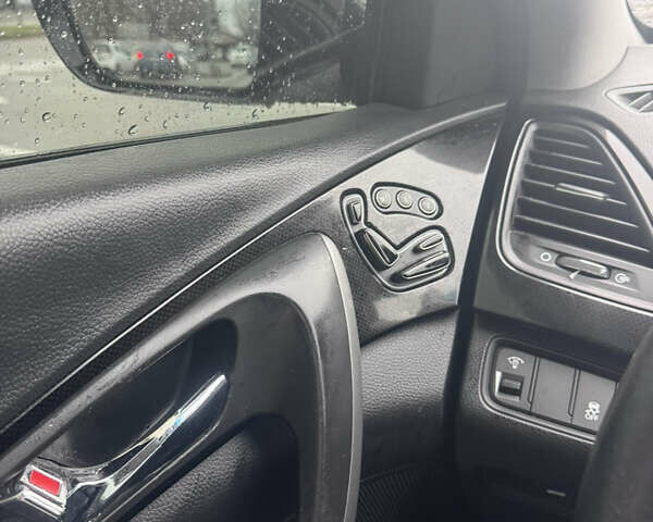 Хендай Азера, объемом двигателя 3 л и пробегом 249 тыс. км за 8000 $, фото 8 на Automoto.ua