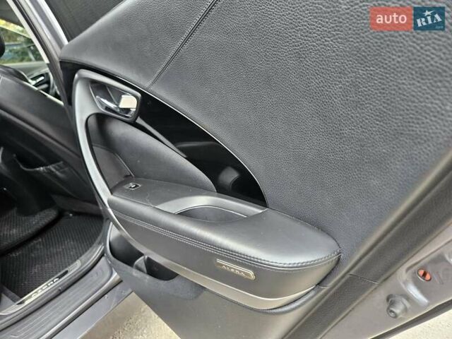 Сірий Хендай Азера, об'ємом двигуна 3 л та пробігом 196 тис. км за 9550 $, фото 22 на Automoto.ua
