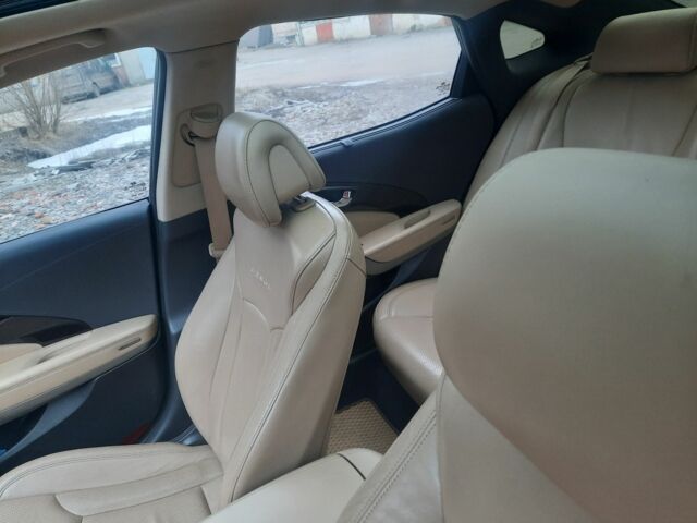 Серый Хендай Азера, объемом двигателя 3 л и пробегом 212 тыс. км за 8500 $, фото 12 на Automoto.ua