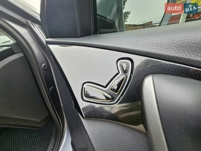 Сірий Хендай Азера, об'ємом двигуна 3 л та пробігом 196 тис. км за 9550 $, фото 37 на Automoto.ua