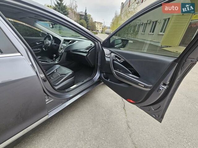 Сірий Хендай Азера, об'ємом двигуна 3 л та пробігом 196 тис. км за 9550 $, фото 33 на Automoto.ua