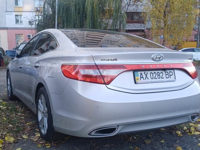 Серый Хендай Азера, объемом двигателя 3 л и пробегом 200 тыс. км за 263 $, фото 11 на Automoto.ua