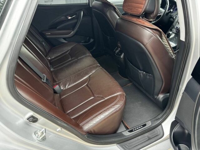 Серый Хендай Азера, объемом двигателя 3 л и пробегом 179 тыс. км за 10500 $, фото 15 на Automoto.ua