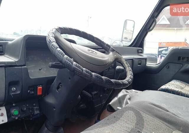 Білий Хендай Хорус, об'ємом двигуна 3.3 л та пробігом 305 тис. км за 2700 $, фото 18 на Automoto.ua