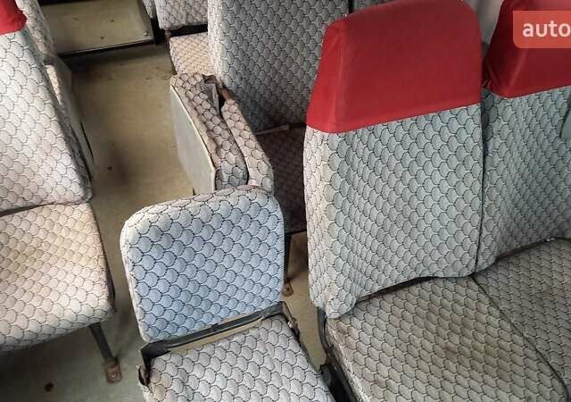 Білий Хендай Хорус, об'ємом двигуна 3.3 л та пробігом 305 тис. км за 2700 $, фото 15 на Automoto.ua