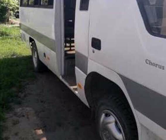 Білий Хендай Хорус, об'ємом двигуна 3.3 л та пробігом 305 тис. км за 2700 $, фото 3 на Automoto.ua