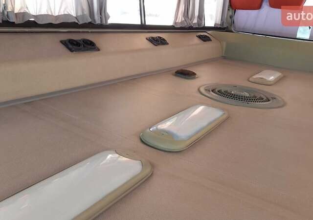 Білий Хендай Хорус, об'ємом двигуна 3.3 л та пробігом 305 тис. км за 2700 $, фото 16 на Automoto.ua