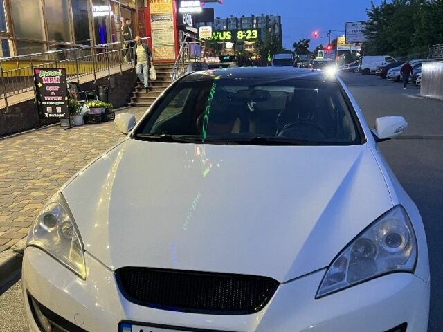 Білий Хендай Купе, об'ємом двигуна 2 л та пробігом 143 тис. км за 8200 $, фото 6 на Automoto.ua