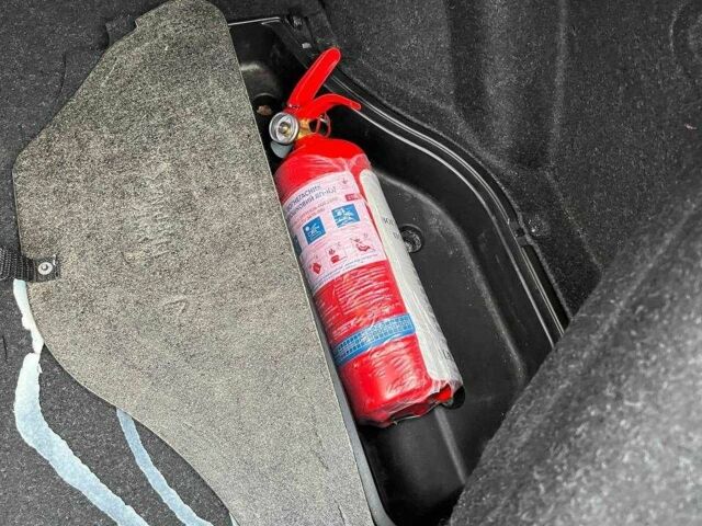 Белый Хендай Купе, объемом двигателя 2 л и пробегом 113 тыс. км за 11500 $, фото 9 на Automoto.ua