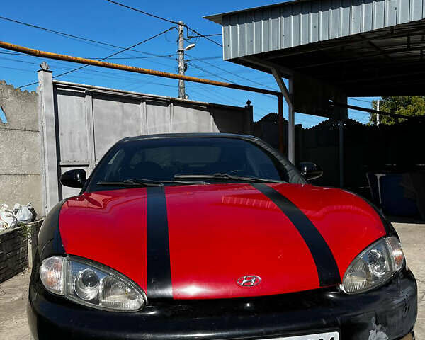 Чорний Хендай Купе, об'ємом двигуна 1.6 л та пробігом 415 тис. км за 2900 $, фото 5 на Automoto.ua