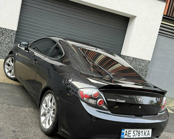 Черный Хендай Купе, объемом двигателя 2.66 л и пробегом 110 тыс. км за 4499 $, фото 8 на Automoto.ua