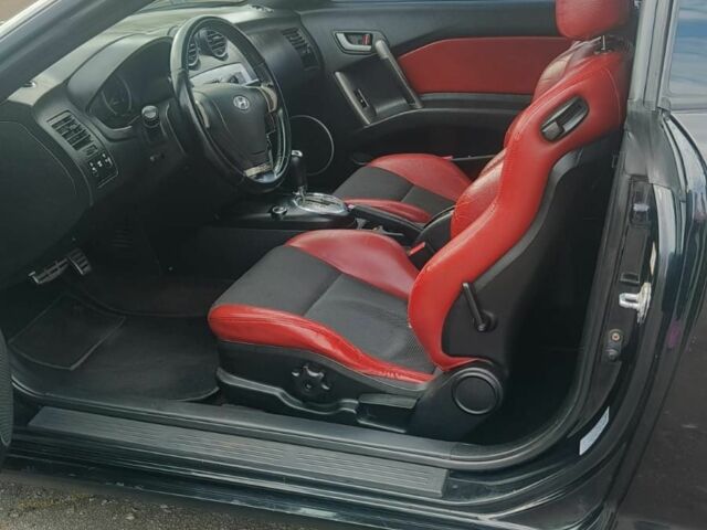 Черный Хендай Купе, объемом двигателя 2 л и пробегом 210 тыс. км за 5800 $, фото 12 на Automoto.ua