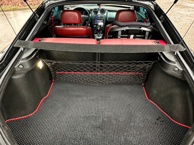 Чорний Хендай Купе, об'ємом двигуна 2 л та пробігом 198 тис. км за 8152 $, фото 10 на Automoto.ua