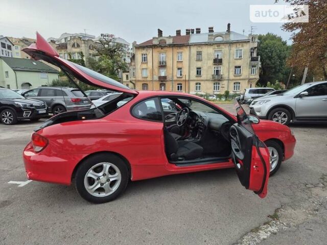 Червоний Хендай Купе, об'ємом двигуна 1.98 л та пробігом 156 тис. км за 6500 $, фото 5 на Automoto.ua