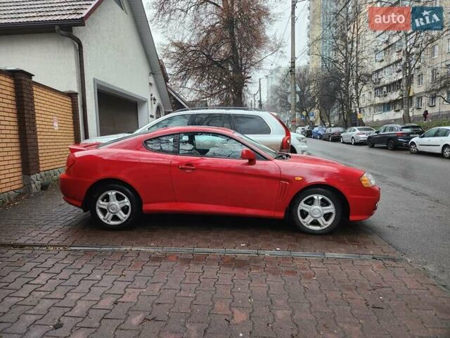 Красный Хендай Купе, объемом двигателя 2.7 л и пробегом 200 тыс. км за 5800 $, фото 1 на Automoto.ua