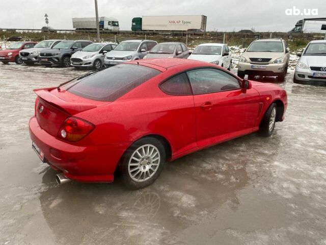 Красный Хендай Купе, объемом двигателя 16 л и пробегом 250 тыс. км за 4190 $, фото 4 на Automoto.ua