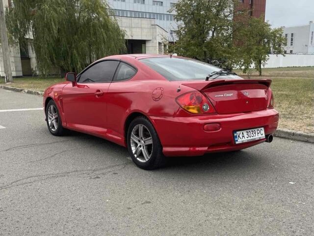Красный Хендай Купе, объемом двигателя 1.6 л и пробегом 250 тыс. км за 3300 $, фото 3 на Automoto.ua