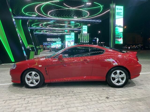 Красный Хендай Купе, объемом двигателя 2 л и пробегом 230 тыс. км за 5280 $, фото 7 на Automoto.ua