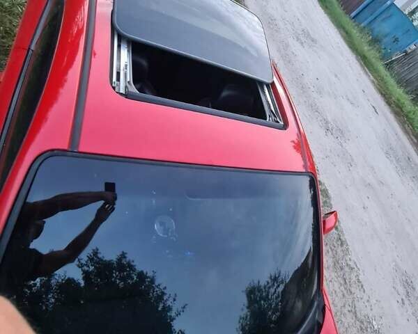 Червоний Хендай Купе, об'ємом двигуна 2 л та пробігом 250 тис. км за 6500 $, фото 3 на Automoto.ua