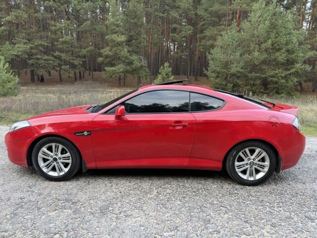 Червоний Хендай Купе, об'ємом двигуна 2 л та пробігом 175 тис. км за 5450 $, фото 6 на Automoto.ua