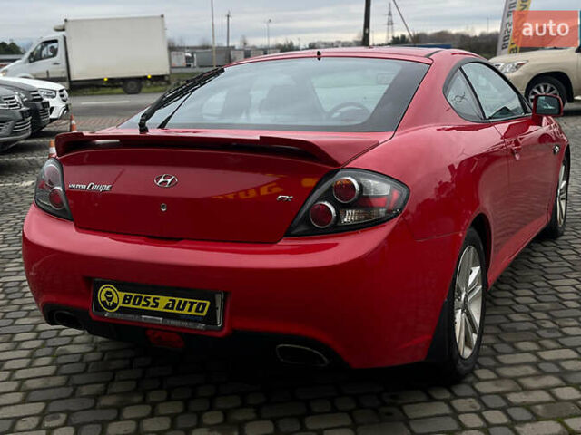 Красный Хендай Купе, объемом двигателя 2 л и пробегом 170 тыс. км за 6500 $, фото 6 на Automoto.ua
