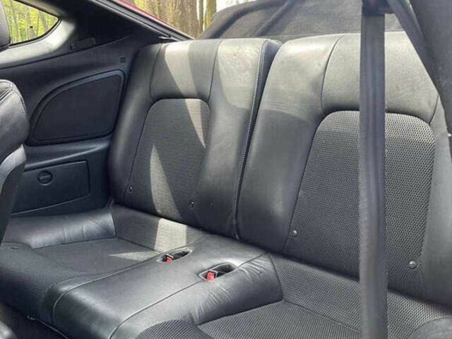 Червоний Хендай Купе, об'ємом двигуна 2.7 л та пробігом 230 тис. км за 5900 $, фото 6 на Automoto.ua