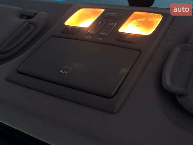 Красный Хендай Купе, объемом двигателя 2 л и пробегом 170 тыс. км за 6500 $, фото 16 на Automoto.ua