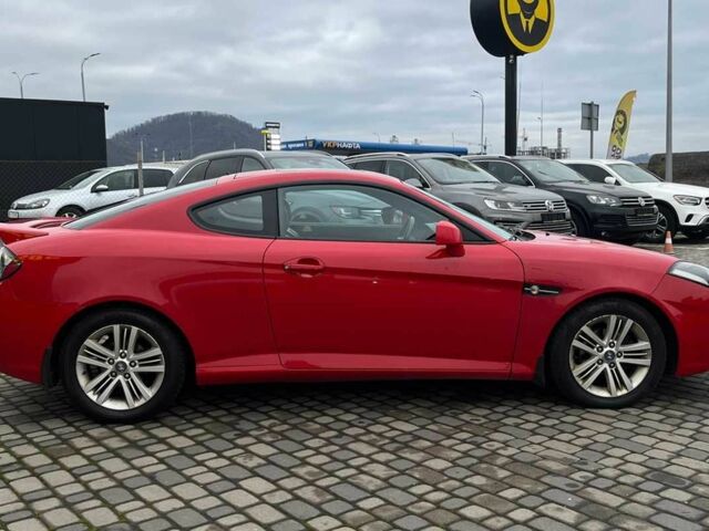 Красный Хендай Купе, объемом двигателя 2 л и пробегом 170 тыс. км за 6500 $, фото 7 на Automoto.ua