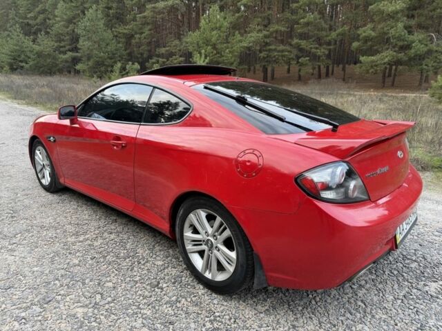 Червоний Хендай Купе, об'ємом двигуна 2 л та пробігом 175 тис. км за 5450 $, фото 2 на Automoto.ua