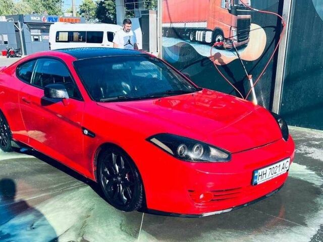 Червоний Хендай Купе, об'ємом двигуна 2.7 л та пробігом 230 тис. км за 5900 $, фото 3 на Automoto.ua