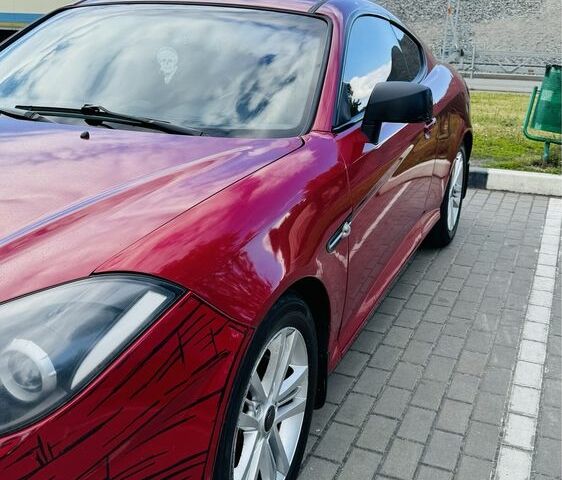 Красный Хендай Купе, объемом двигателя 2 л и пробегом 192 тыс. км за 5200 $, фото 12 на Automoto.ua