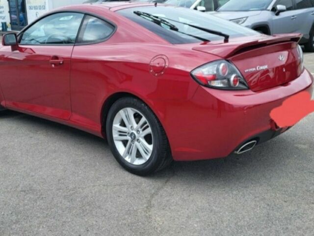 Червоний Хендай Купе, об'ємом двигуна 2 л та пробігом 219 тис. км за 2900 $, фото 5 на Automoto.ua